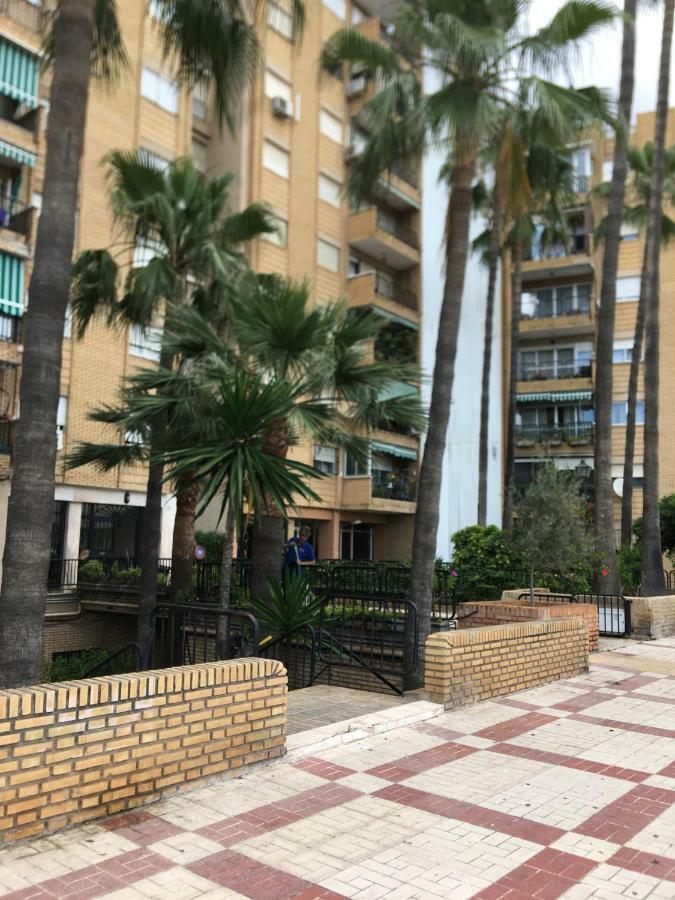 Gran Apartamento 4 hab. 8 pers. Parking incluido Malaga Bagian luar foto