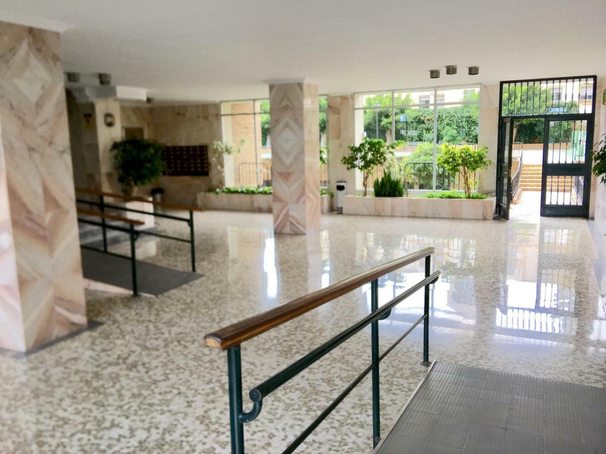 Gran Apartamento 4 hab. 8 pers. Parking incluido Malaga Bagian luar foto