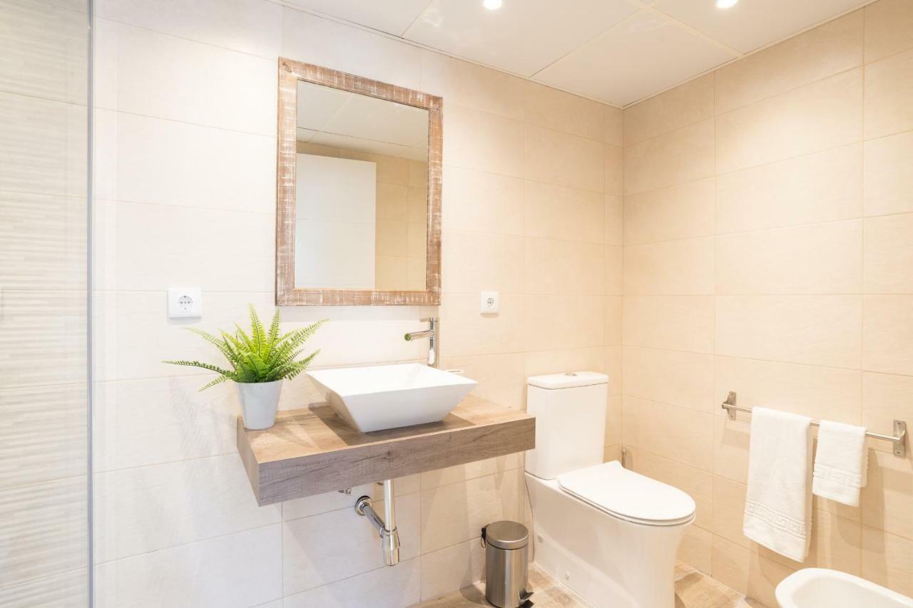 Gran Apartamento 4 hab. 8 pers. Parking incluido Malaga Bagian luar foto