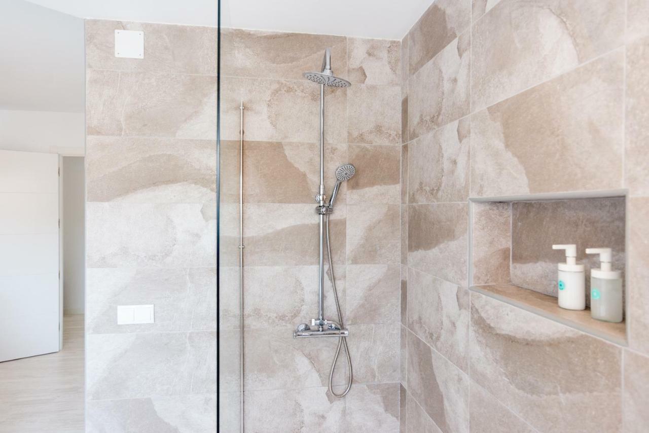 Gran Apartamento 4 hab. 8 pers. Parking incluido Malaga Bagian luar foto