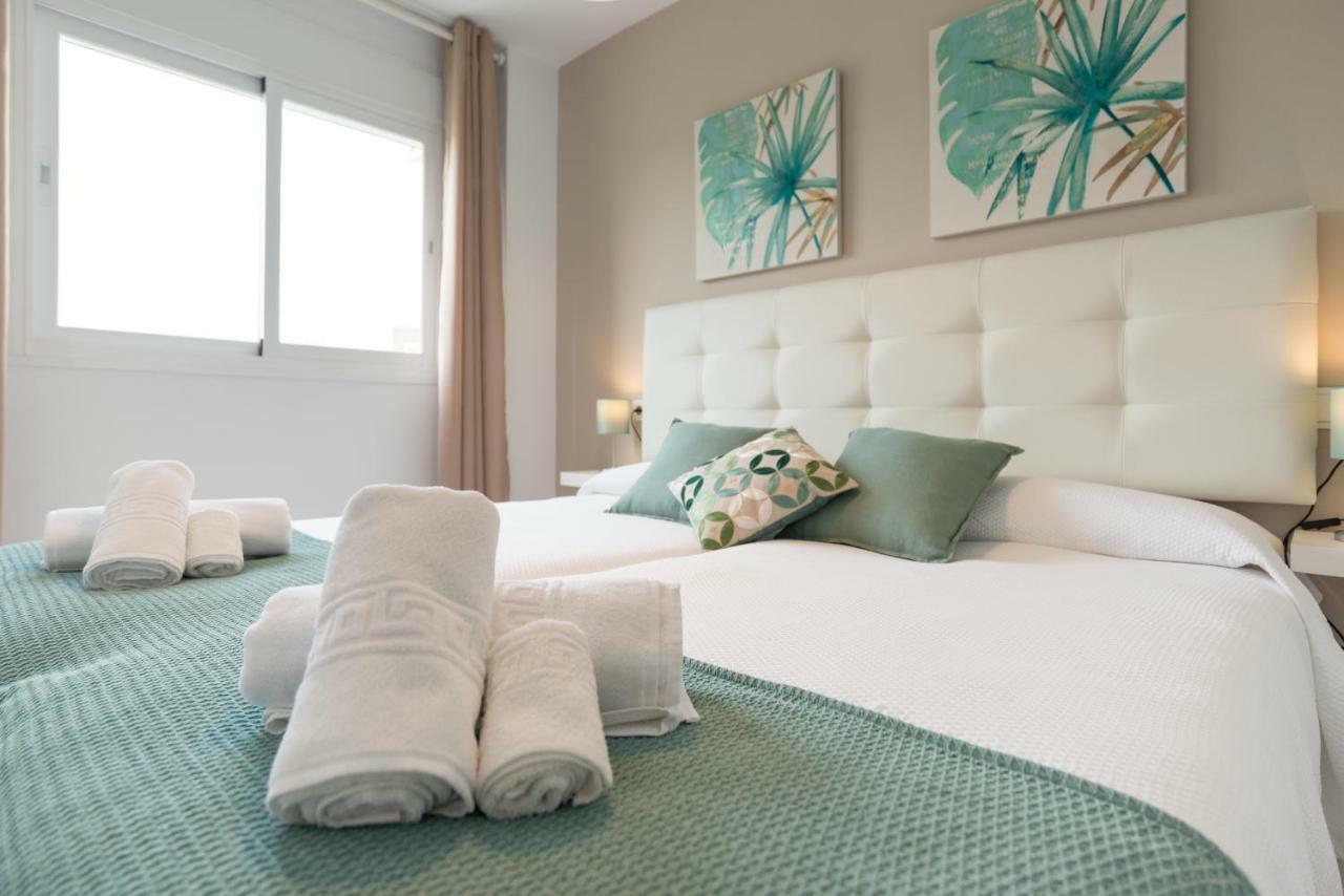 Gran Apartamento 4 hab. 8 pers. Parking incluido Malaga Bagian luar foto