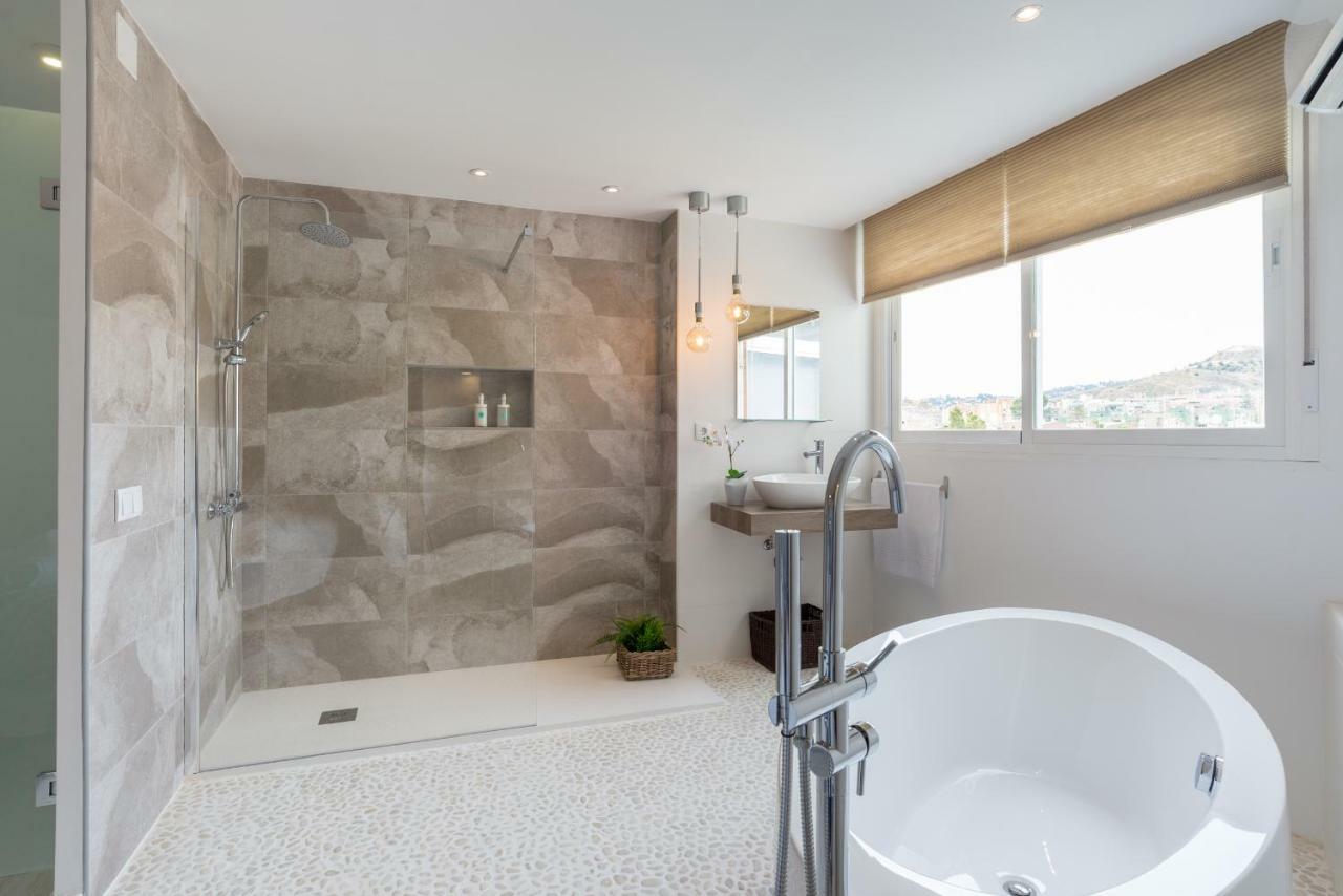 Gran Apartamento 4 hab. 8 pers. Parking incluido Malaga Bagian luar foto
